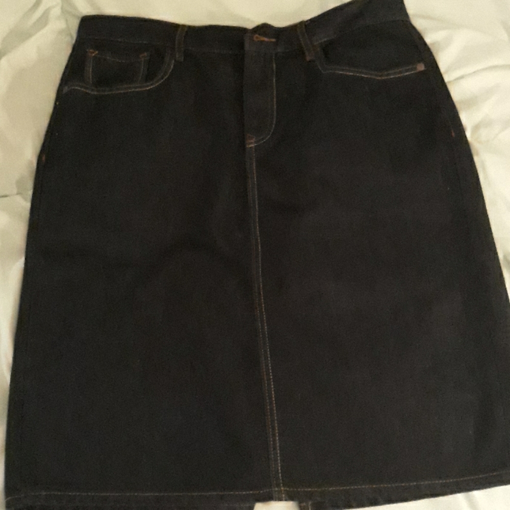Denim skirt